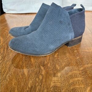 Toms Perforated Ankle Boots in Dark Gray